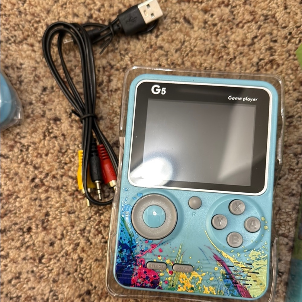 Handheld Console - Blue - Picture 3 of 6